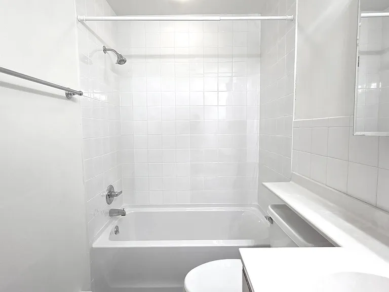 25 Village Dr — Photo 26