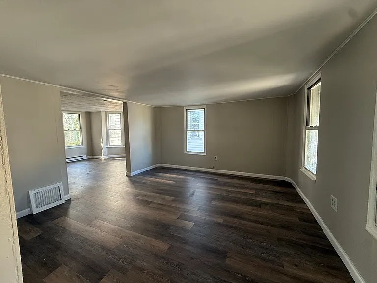 54 Terrace St — Photo 4