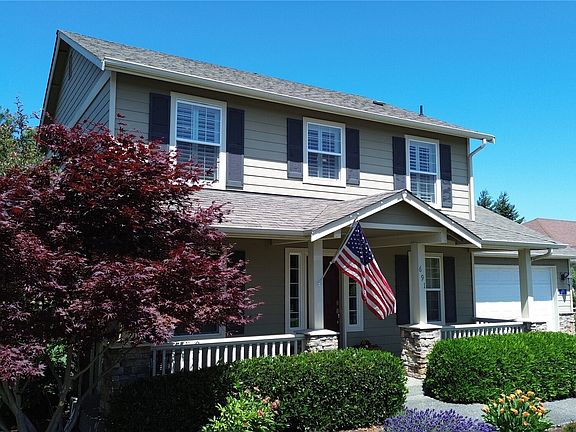 3rd image of 691 Hamlin Place