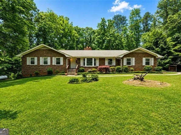 2690 Hideaway Hills Ln SW, Powder Springs, GA 30127