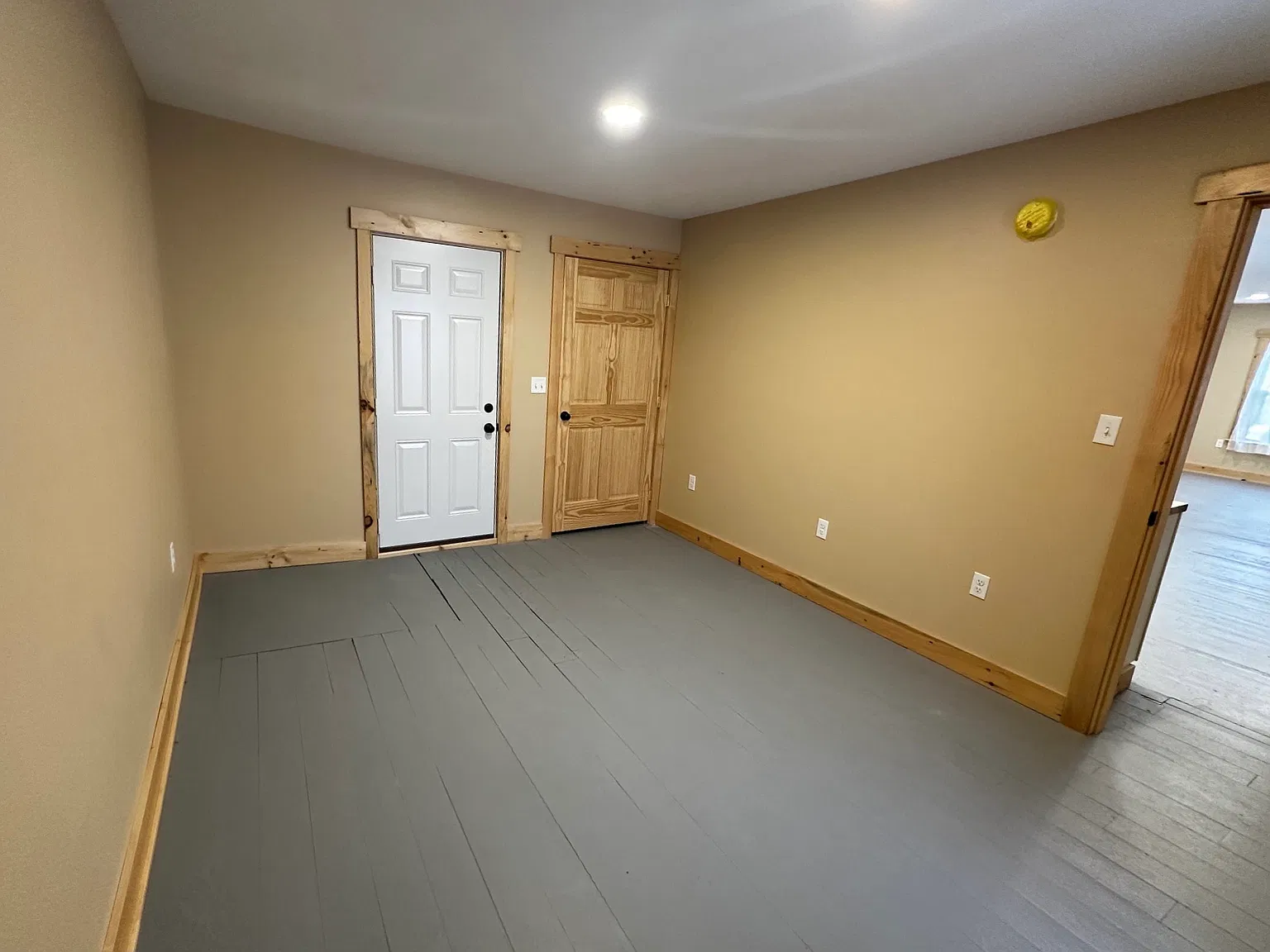 1 bed, $1,000 — Photo 4