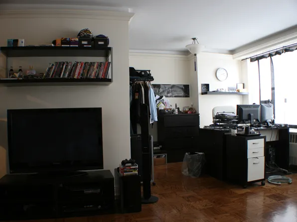 500 Central Avenue image 8 of 12