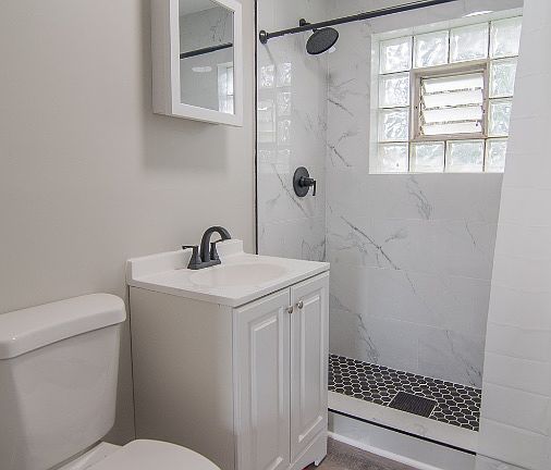 4th image of 4851 Indianapolis Blvd APT 10