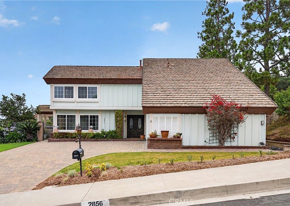1st image of 2856 Garona Dr