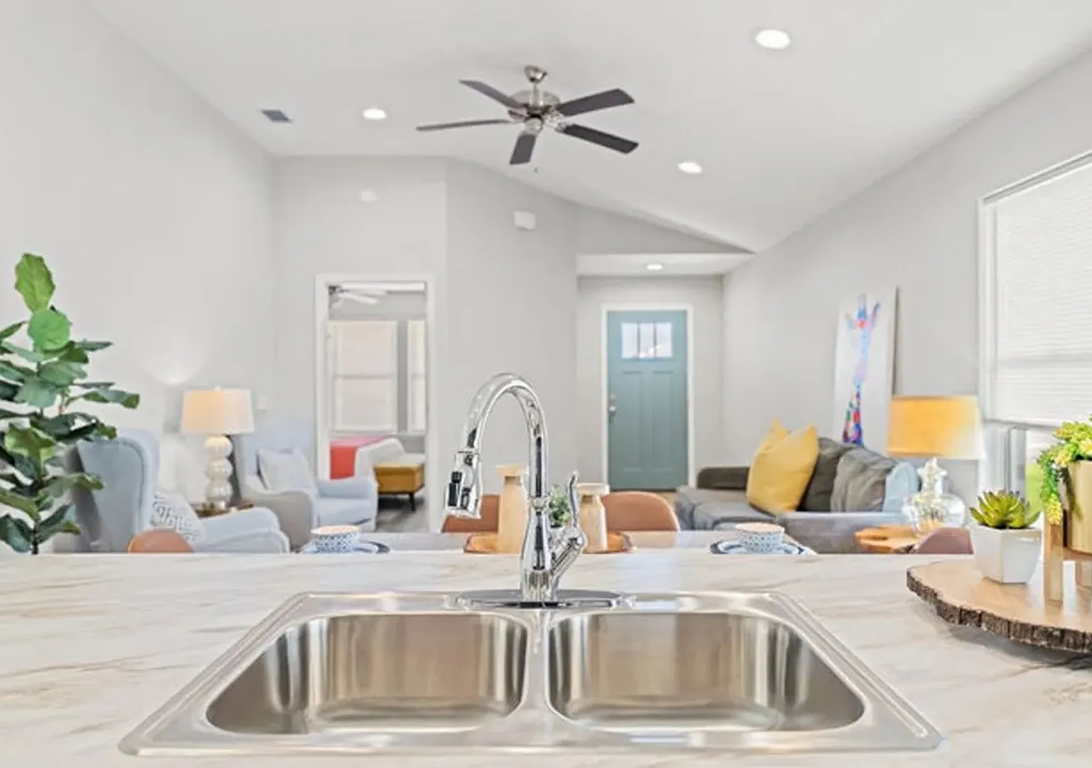 3B/2Bth MultiplexHome — Photo 3