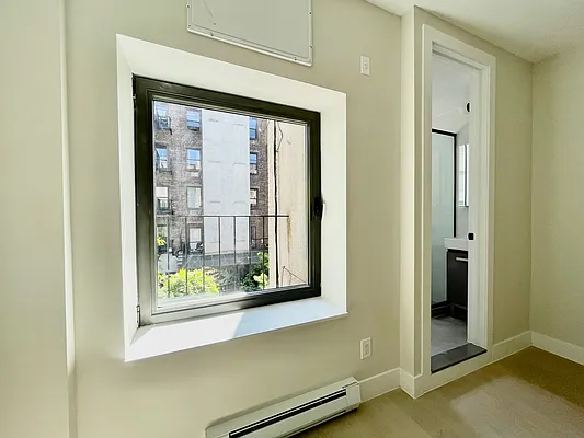 Rented by HOLTON REAL ESTATE INC. | media 20