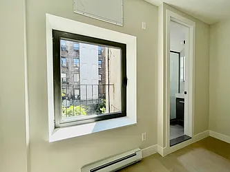 Rented by HOLTON REAL ESTATE INC.