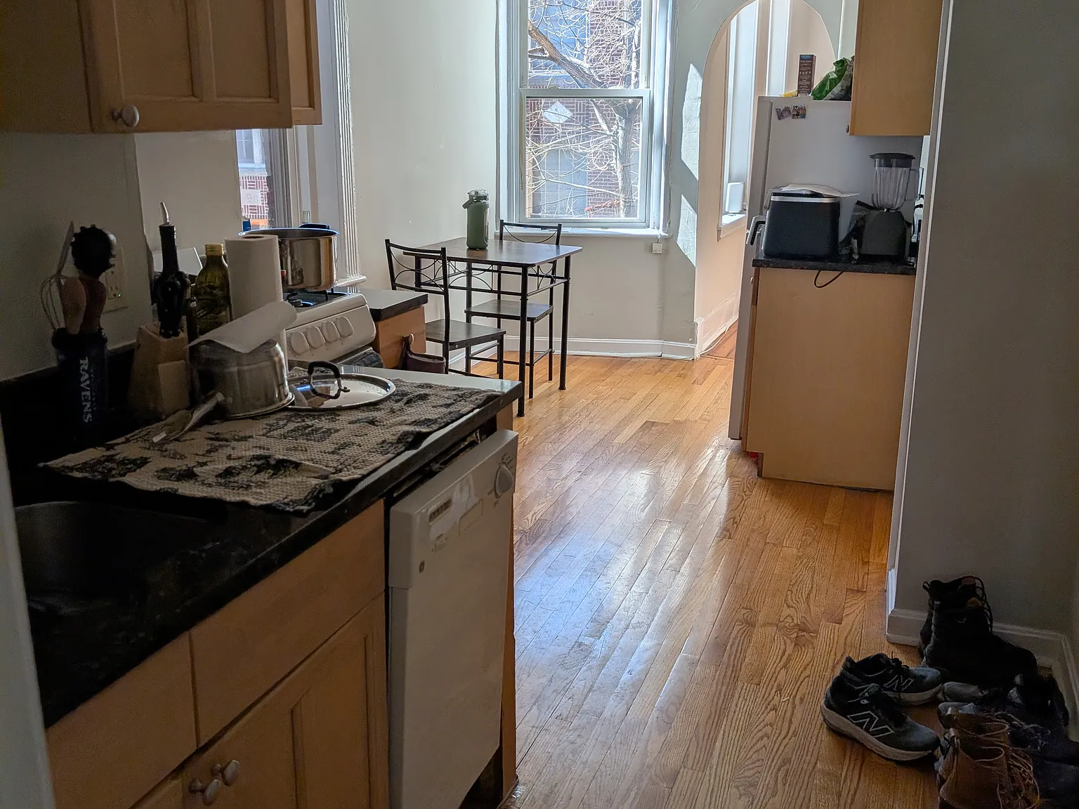 2 bed, 1.0 bath, $3,750 — Photo 1