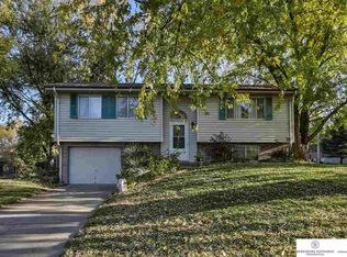 21202 Welsh Rd, Elkhorn, NE 68022