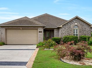 562 Castle Bay Dr, Hampstead, NC 28443