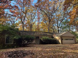 3680 Riverside Dr, Ann Arbor, MI 48104