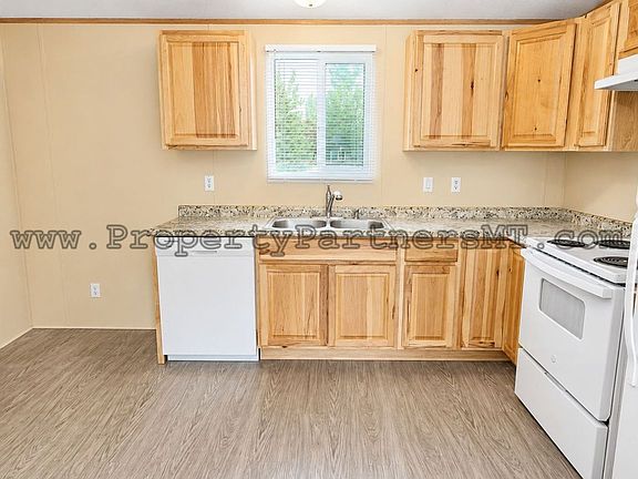2nd image of 123 Sunlight Ave