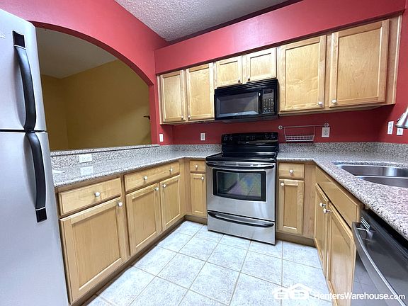 4th image of 18170 Paradise Point Dr