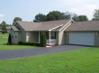 200 Webb Rd, Livingston, TN 38570