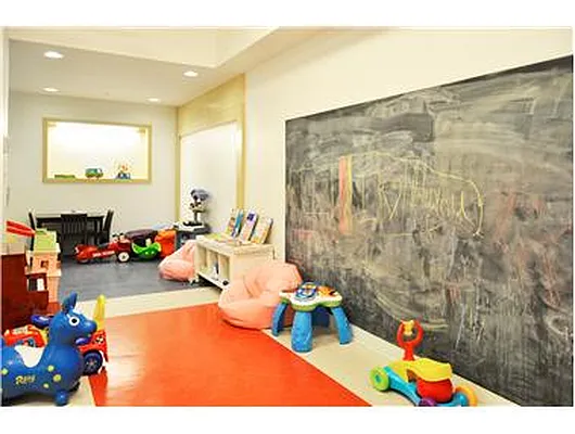 Rented by Douglas Elliman | media 24