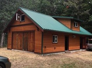 162 Weather Rock Rd, Underwood, WA 98651