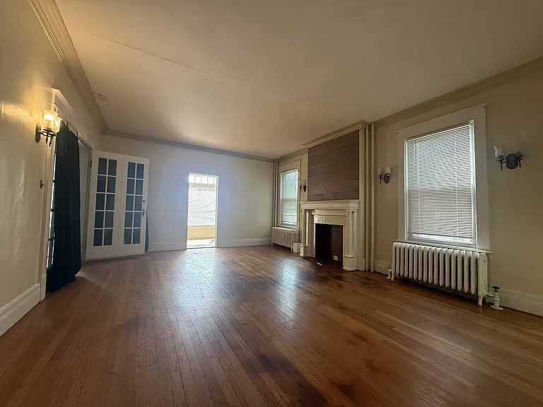 22 Pawling Ave #1 — Photo 4