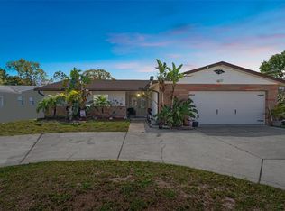 2215 Curtis Dr N, Clearwater, FL 33764