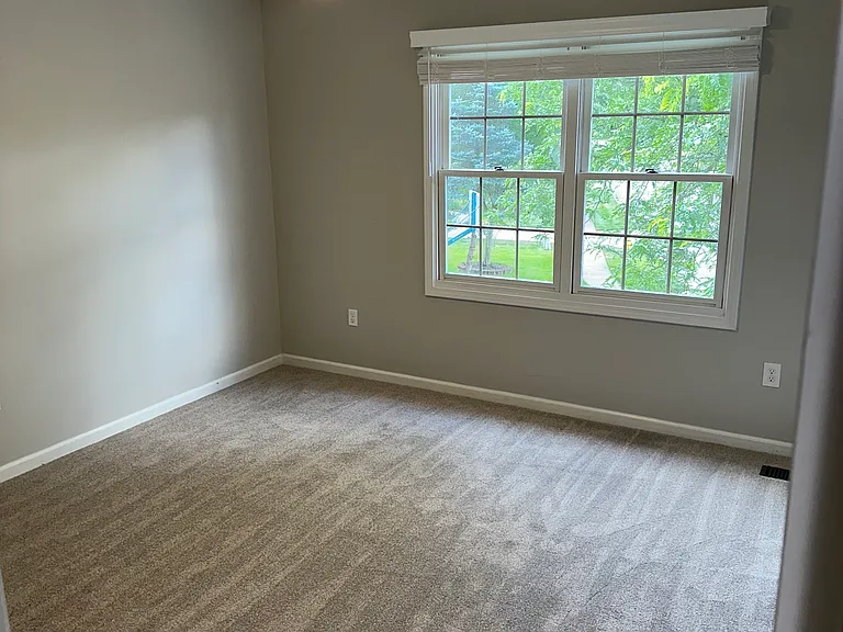 10200 Tammer Dr — Photo 28