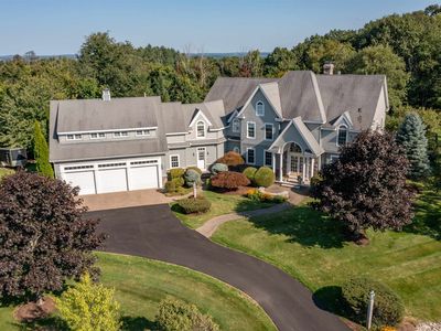 12 Champagne Terrace, Bedford, NH, 03110