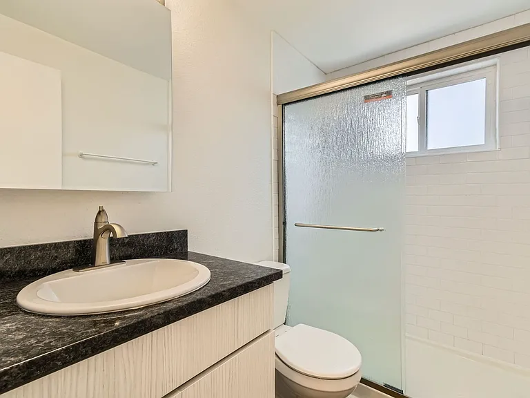 3377 S Clarkson St — Photo 17
