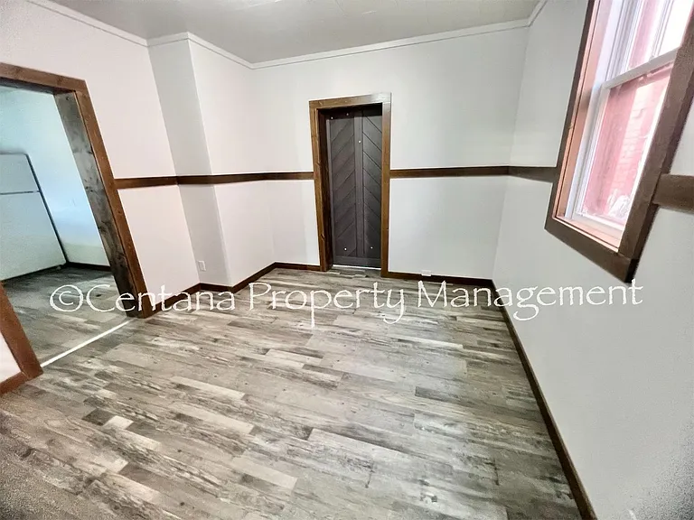 521 Birch St — Photo 10