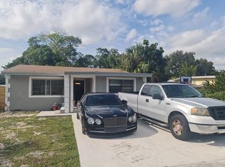103 NW 28th Way, Fort Lauderdale, FL 33311