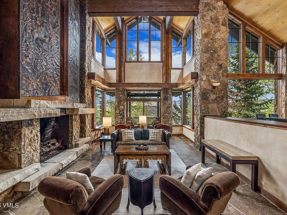 1st image of 32 Stag Gulch Ct