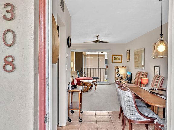 4th image of 1510 SE 15th Street #308