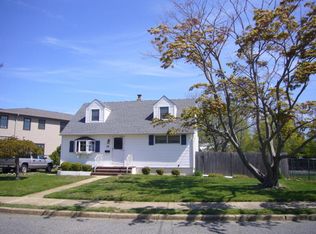 283 Park Ter, Long Branch, NJ