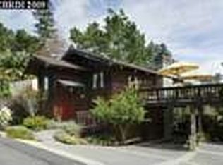 1 Las Mesas Path, Orinda, CA