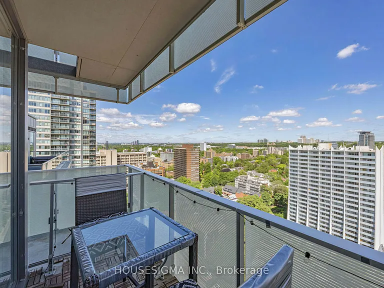 200 Bloor St W #2109 — Photo 19