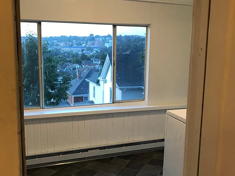 329 Maple Ave — Photo 11