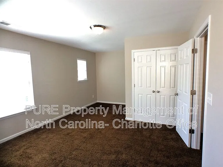 5637 Bent Creek Cir — Photo 9