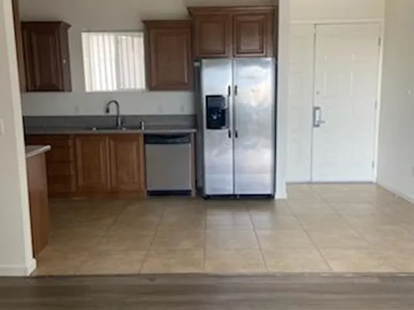 442 S Lake St, Los Angeles, CA 90057