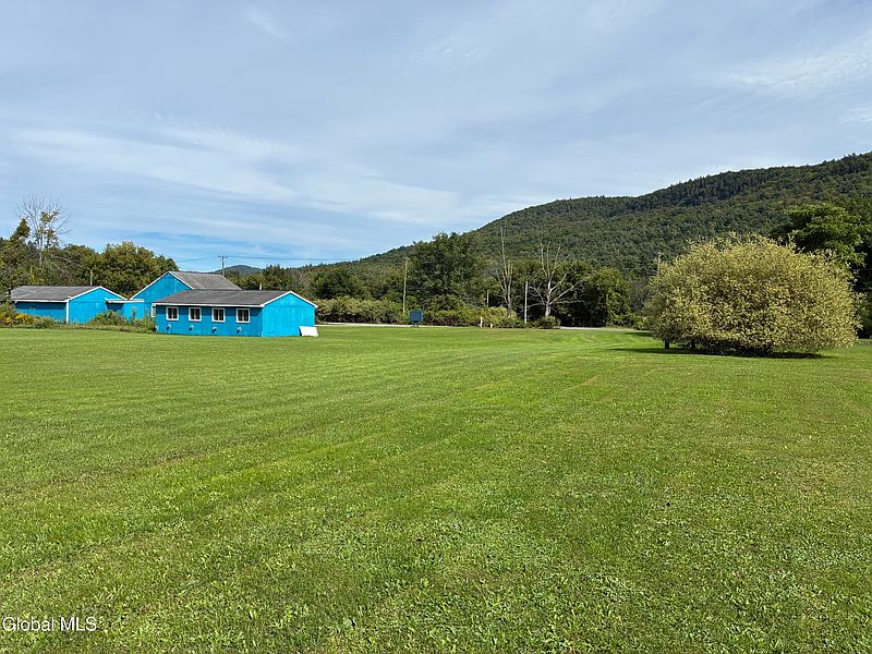 3rd image of 7 Smith Road