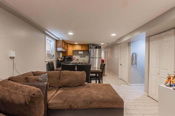 1st image of 5923 W Eastwood Ave #B