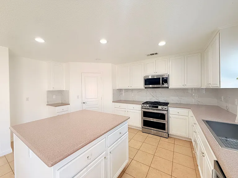 2023 San Antonio Ct — Photo 8