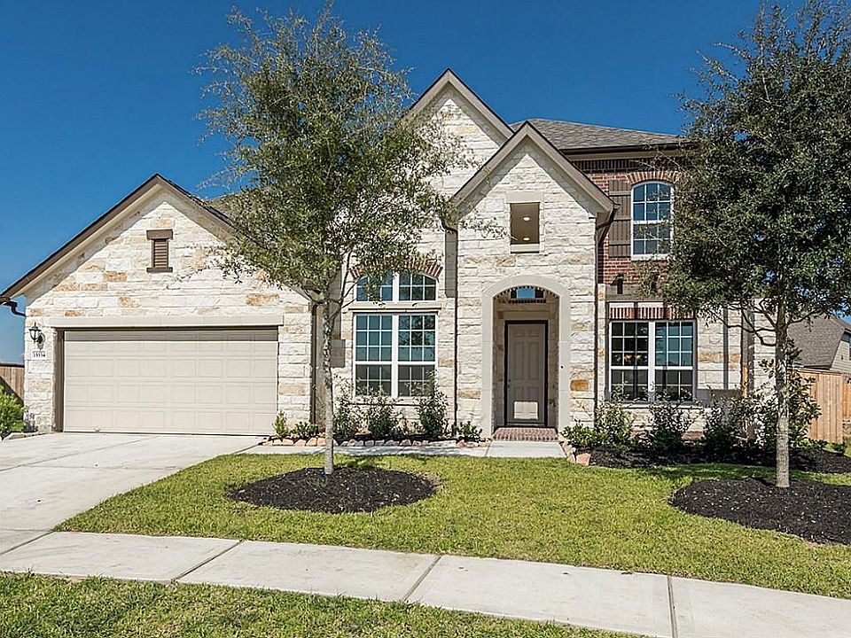1st image of 15534 Cascade Mist Dr