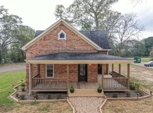 194 Hartwell Rd, Lavonia, GA 30553