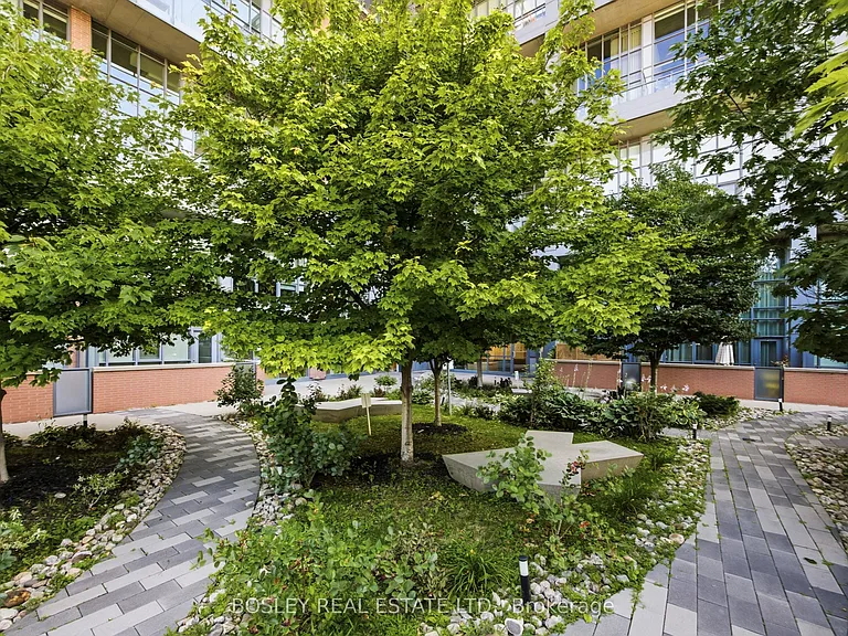 5 Hanna Ave #302 — Photo 22