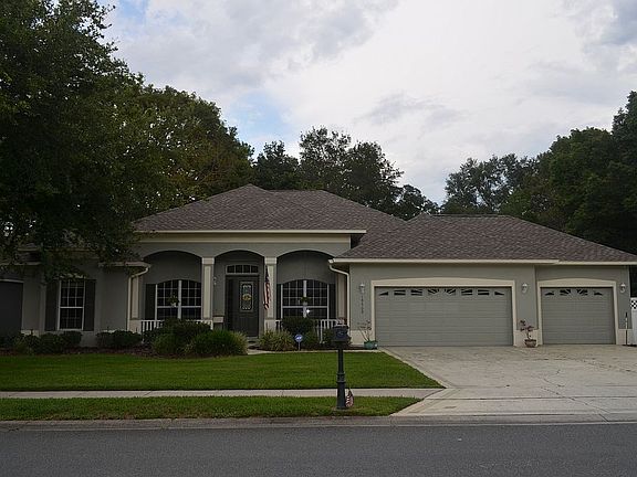3 car garage