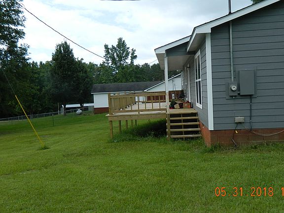 2nd image of 78 Wagon Wheel Rd