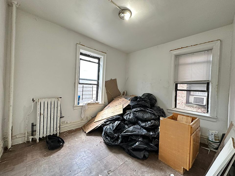 2nd image of 320 Fairmount Ave #26E
