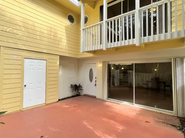 117 Seabreeze Cir #117, Jupiter, FL 33477