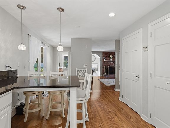 5th image of 39 Westcott Rd