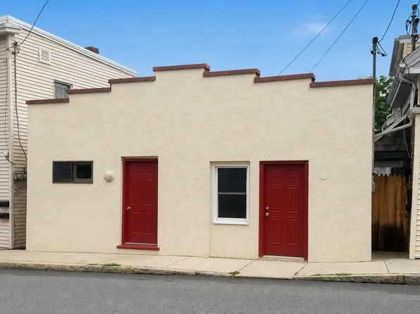 139-139A Prospect St, Gloucester, MA 01930