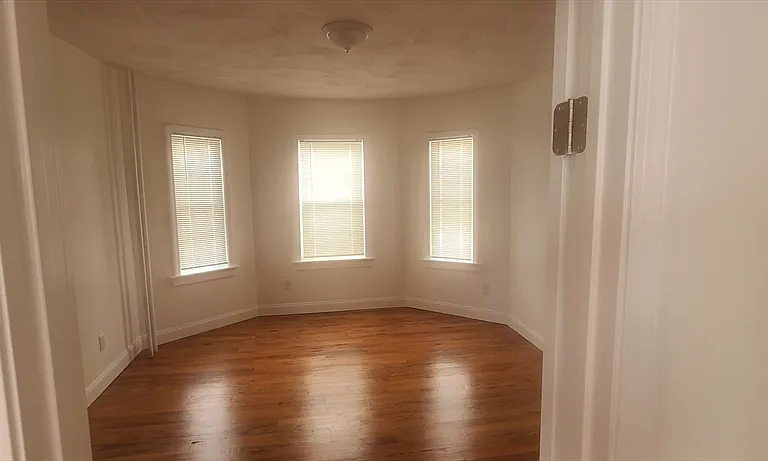 66 Franklin Ave #3 — Photo 12