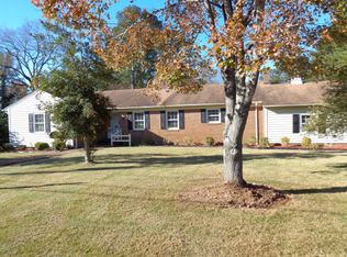 106 Springlake Dr, Murfreesboro, NC 27855
