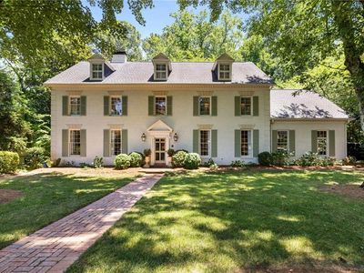 934 Hawick Dr NW, Atlanta, GA, 30327